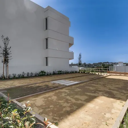 3br With Great Panoramic Views At Oceana Gardens Apartment *